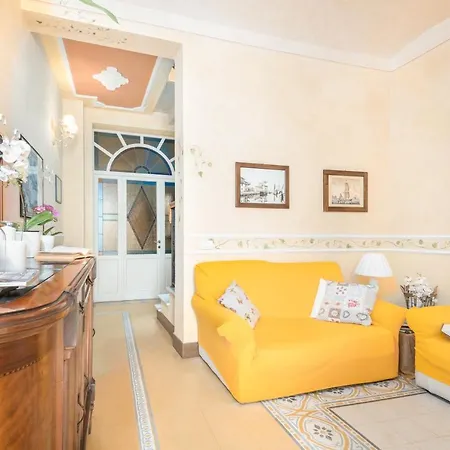 Villino Simona Casa vacanze Viareggio